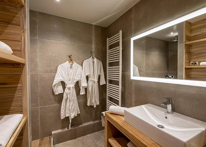 Отель Hotel Chez Marie 3*